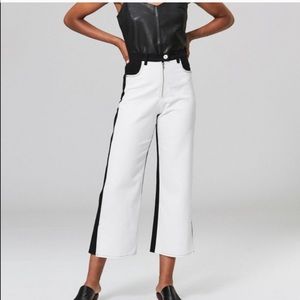 Veda size 10 color block jeans. Fits like a 6.